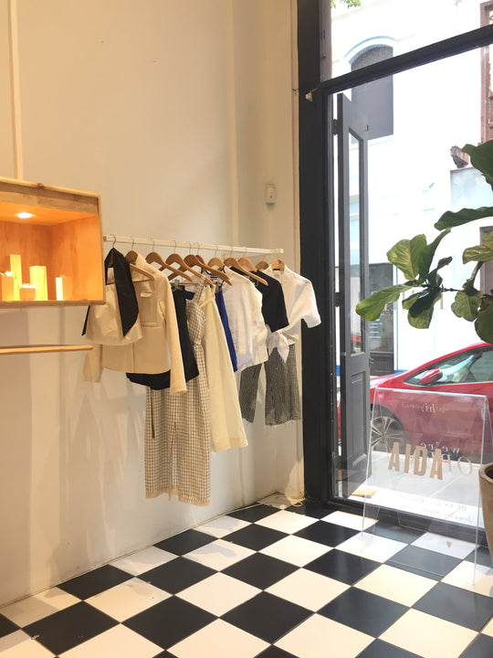 STOCKIST